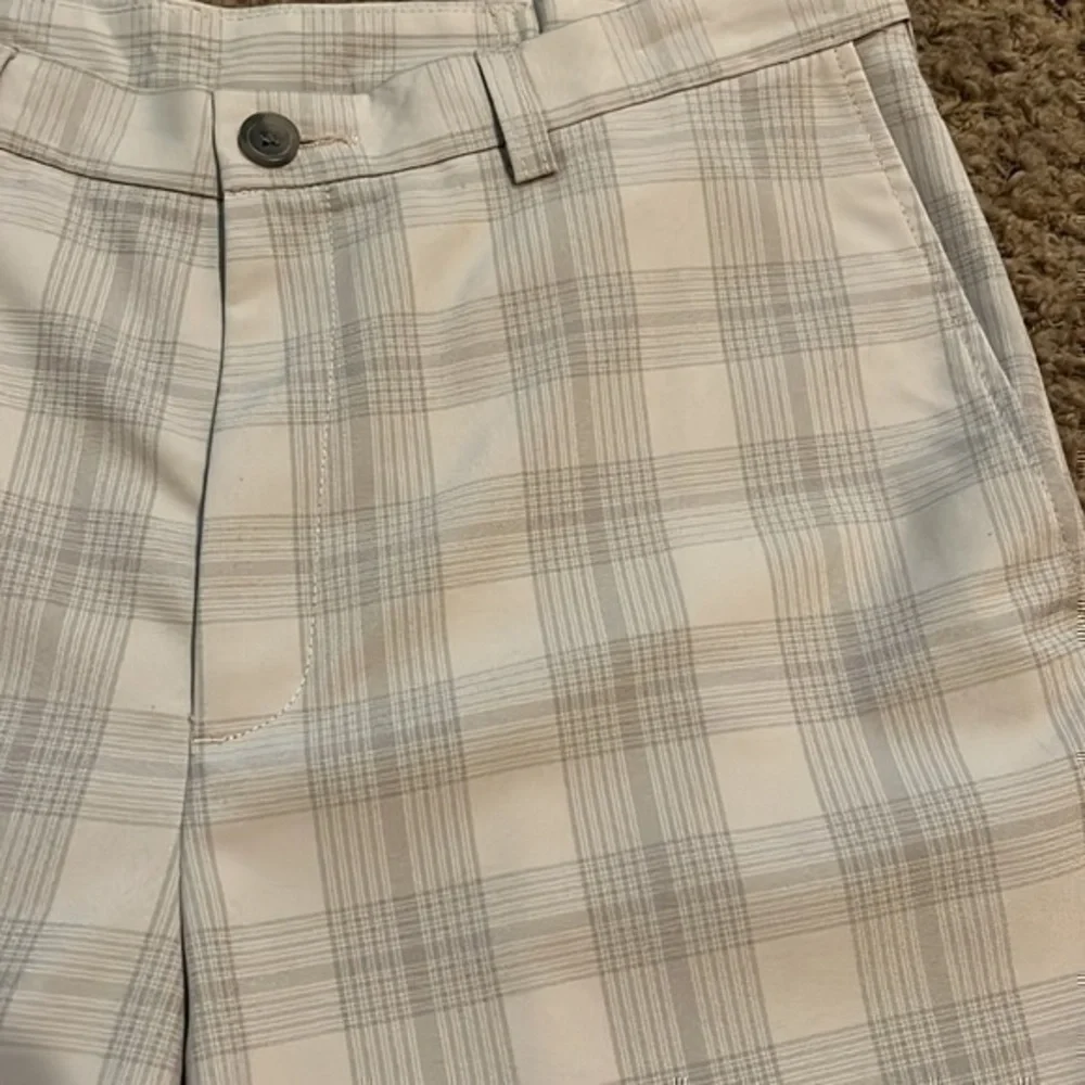 Haggar plaid shorts